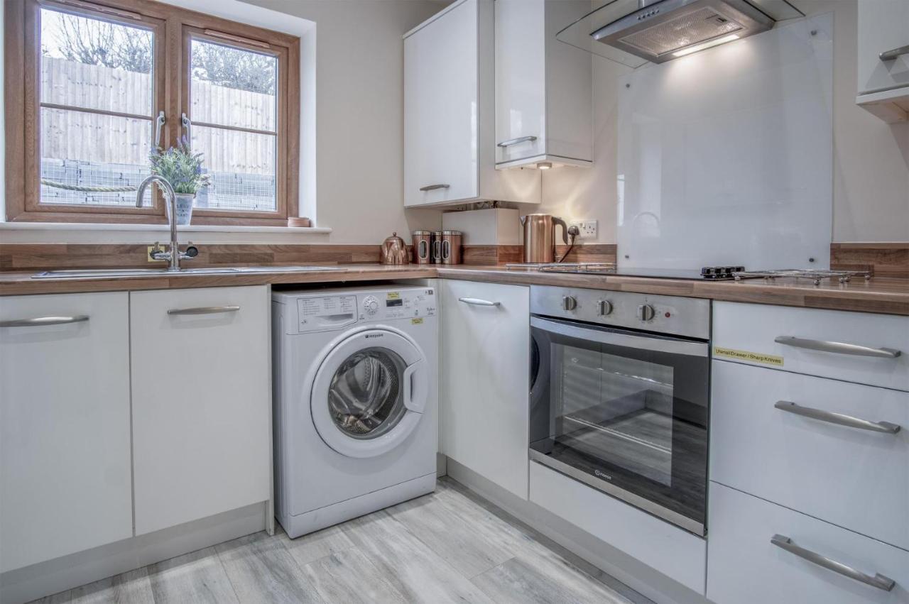 Kilgetty Heights - 2 Bedroom Cottage - Kilgetty Begelly エクステリア 写真