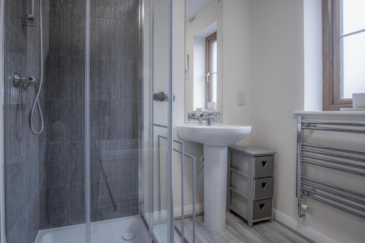 Kilgetty Heights - 2 Bedroom Cottage - Kilgetty Begelly エクステリア 写真