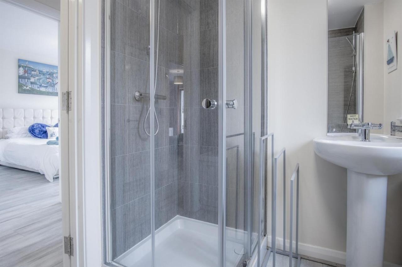 Kilgetty Heights - 2 Bedroom Cottage - Kilgetty Begelly エクステリア 写真
