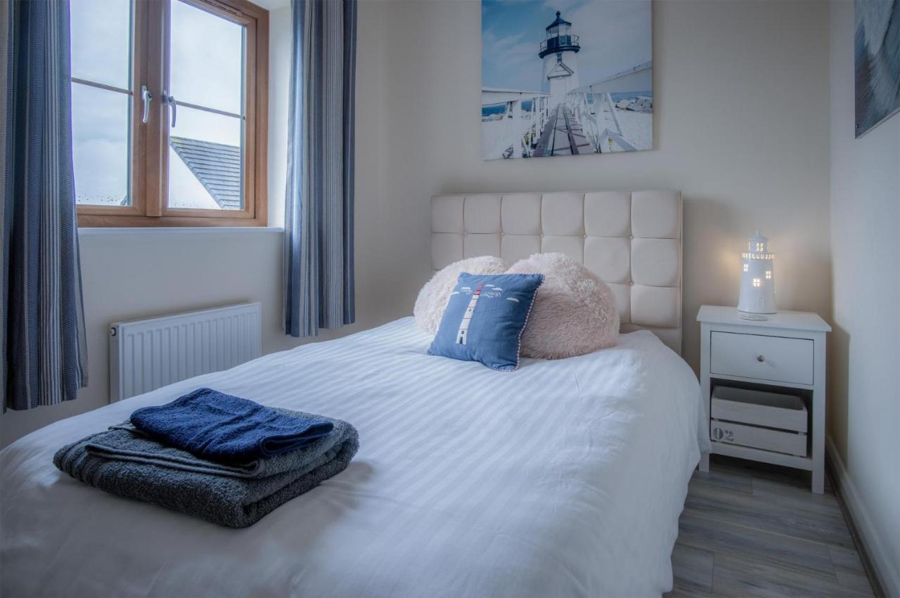 Kilgetty Heights - 2 Bedroom Cottage - Kilgetty Begelly エクステリア 写真