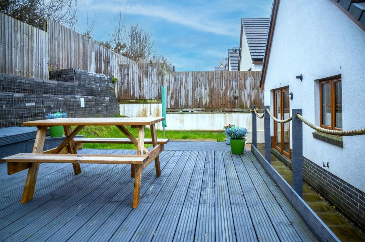 Kilgetty Heights - 2 Bedroom Cottage - Kilgetty Begelly エクステリア 写真